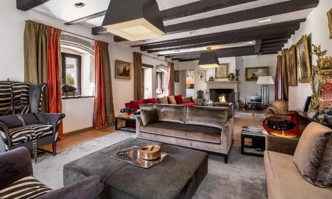 Недвижимость Single house 20 rooms: 5