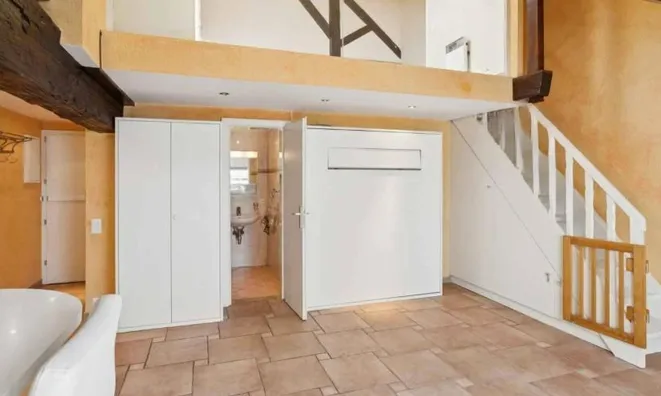 Недвижимость Apartment 2.5 rooms: 3