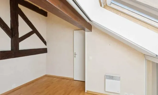 Недвижимость Apartment 2.5 rooms: 7
