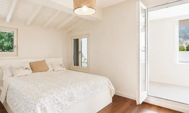 Недвижимость Apartment 5 rooms: 5