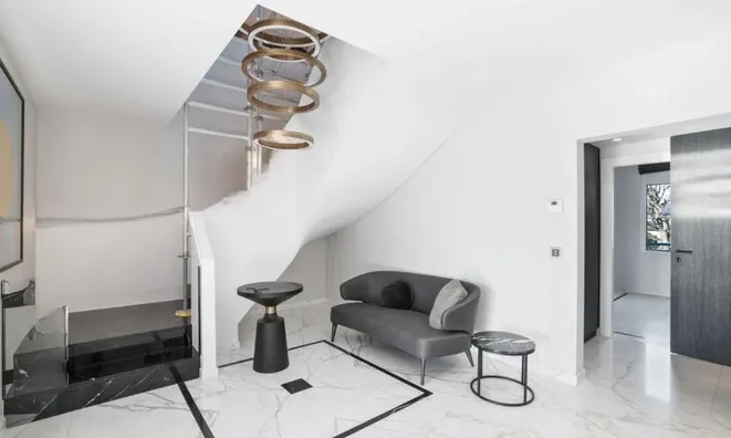 Недвижимость Duplex 8 rooms: 7