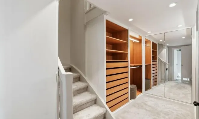 Недвижимость Duplex 8 rooms: 8