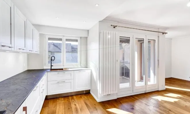 Недвижимость Apartment 5 rooms: 5