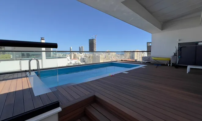 Недвижимость 3 Bedroom Penthouse Apartment For sale in Mesa Geitonia, Limassol: 2