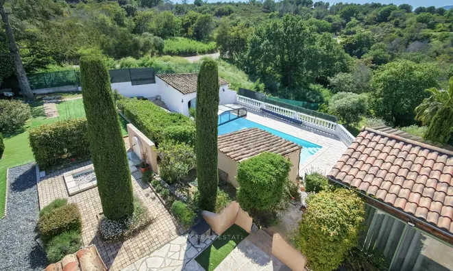 Недвижимость Villa Croix des Gardes: 5