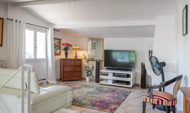 Недвижимость Villa Croix des Gardes: 8