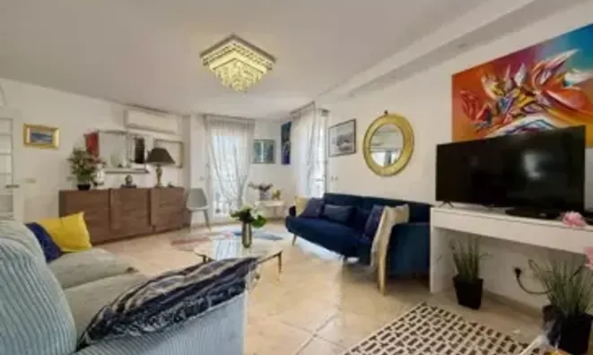 Недвижимость Villa République Cannes: 2
