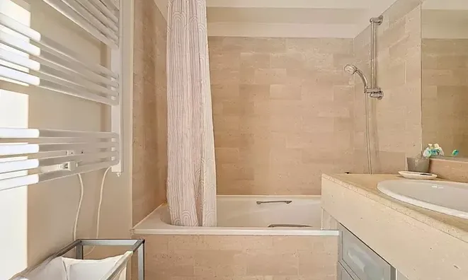 Недвижимость Villa République Cannes: 11