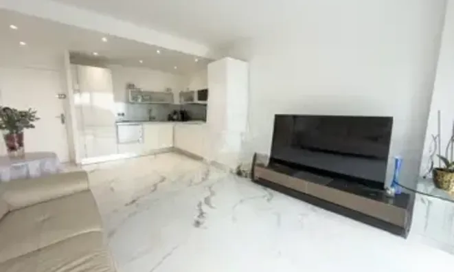 Недвижимость Villa Croix des Gardes: 2
