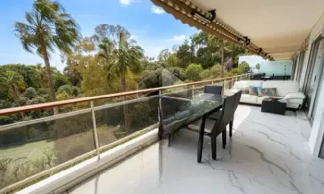 Недвижимость Villa Croix des Gardes: 12