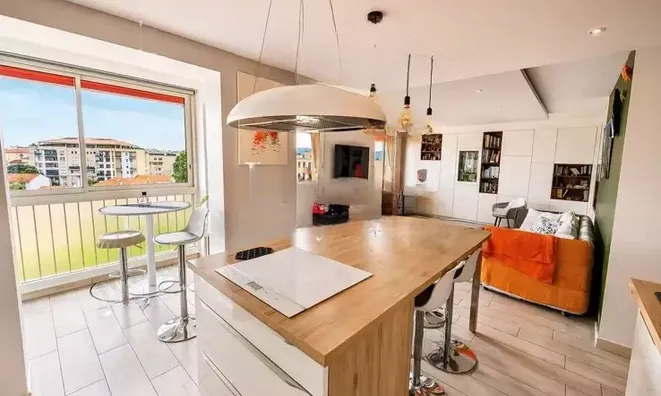 Недвижимость Villa Croix des Gardes: 4