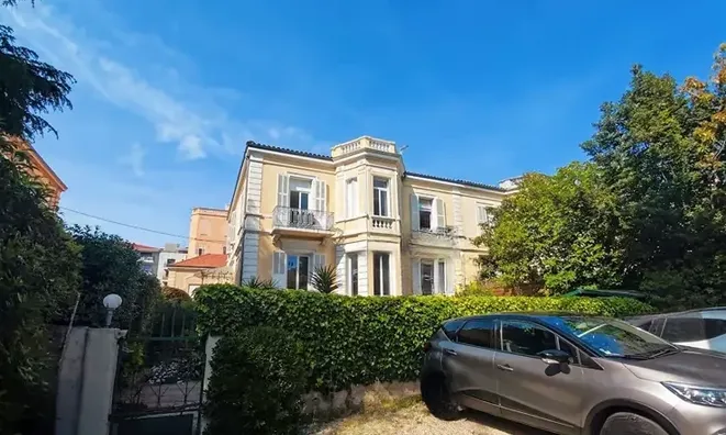 Недвижимость Villa Cannes République: 1