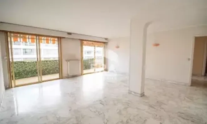 Недвижимость Villa La Bocca: 2