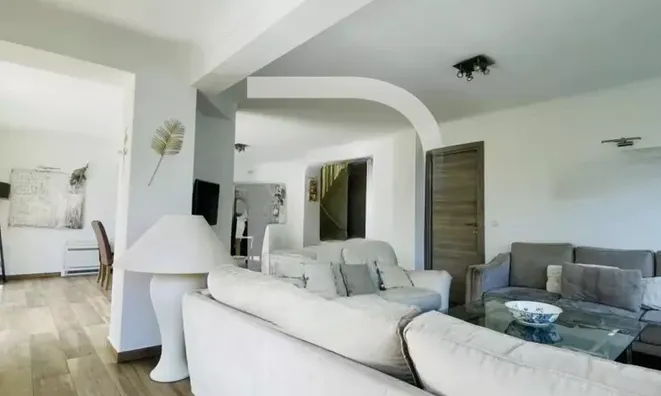 Недвижимость Villa Petit Juas: 13