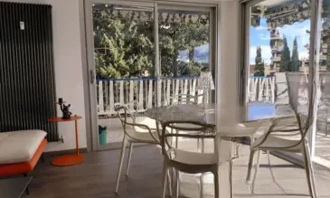 Недвижимость Villa Petit Juas: 2