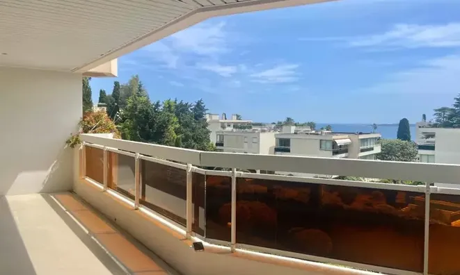 Недвижимость Property Type: Villa  
Location: Cannes, Californie  

Villa Cannes Californie: 1
