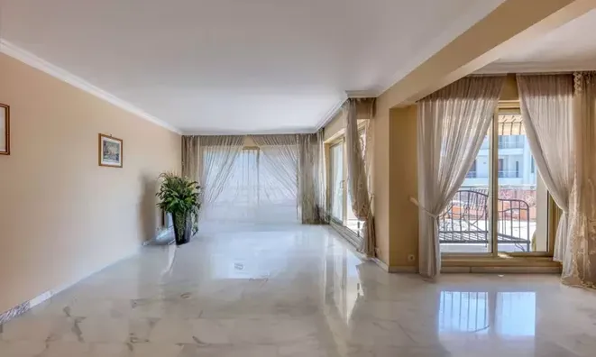 Недвижимость Villa Cannes Centre-Ville: 4