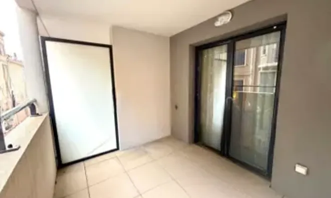 Недвижимость Residence République: 6
