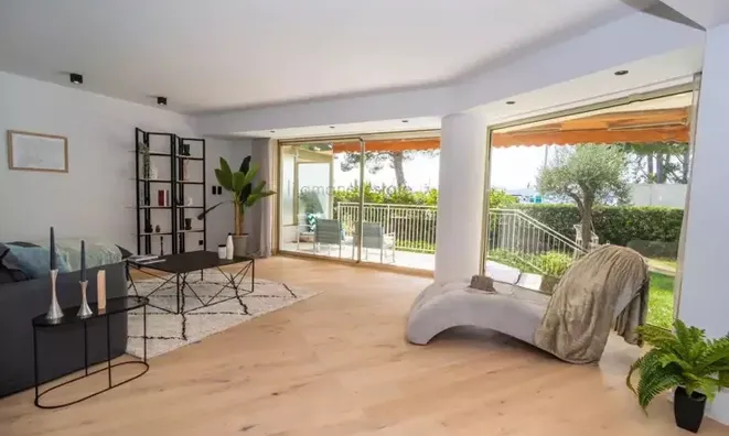 Недвижимость Villa Pointe Croisette: 4