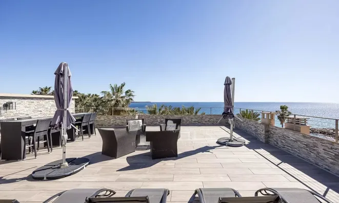 Недвижимость Villa Cannes Croix Gardes: 2