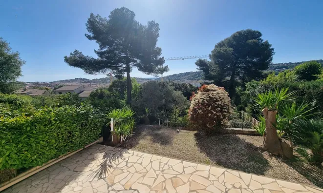 Недвижимость Villa Riquebonne Vallauris: 2
