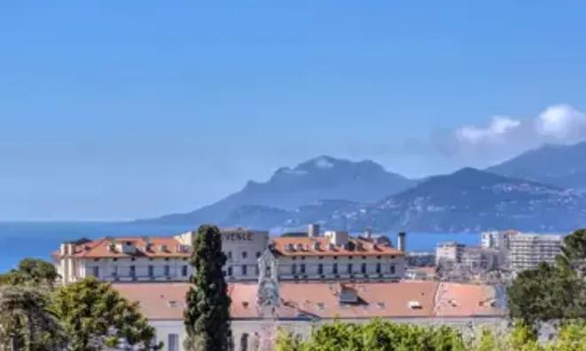 Недвижимость Villa République Cannes: 2