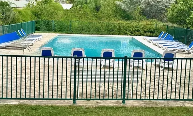 Недвижимость Villa Croix des Gardes: 1