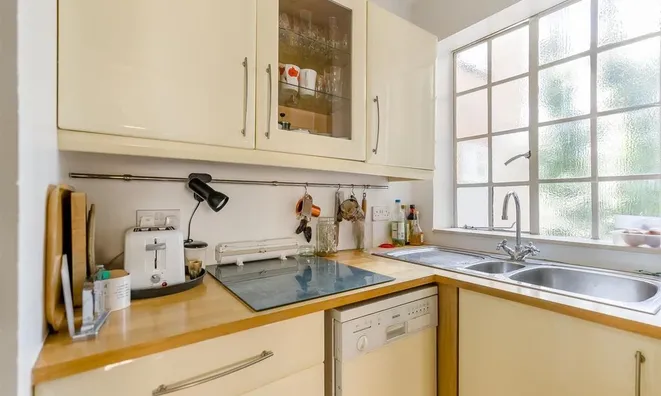 Недвижимость Kings Court South, Chelsea Manor Gardens, Chelsea: 17