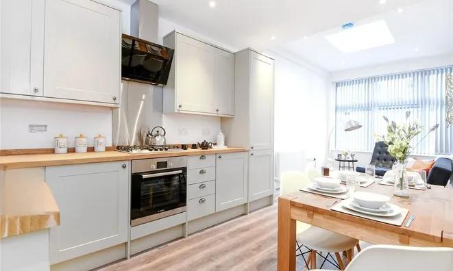 Недвижимость Blackstock Road, Highbury: 7