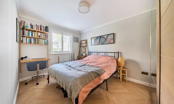 Недвижимость Sunninghill Court, Bollo Bridge Road: 13