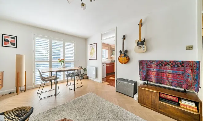 Недвижимость Sunninghill Court, Bollo Bridge Road: 17