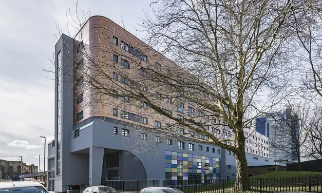 Недвижимость 4 Holman Road: 5