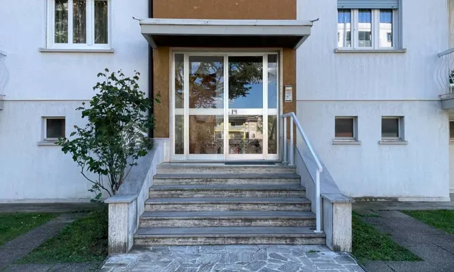 Недвижимость Трёхкомнатная квартира в центре: 2