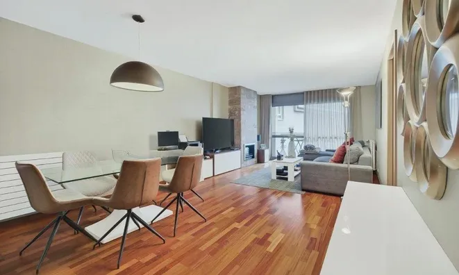 Недвижимость Spacious apartment in the center of Andorra: 1