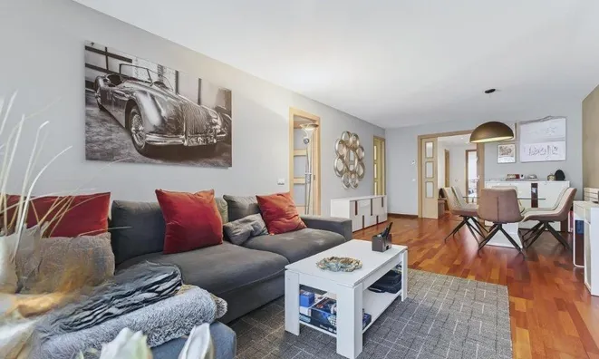 Недвижимость Spacious apartment in the center of Andorra: 2