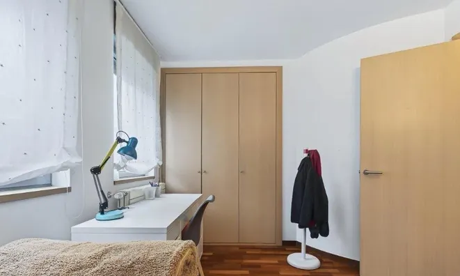 Недвижимость Spacious apartment in the center of Andorra: 11