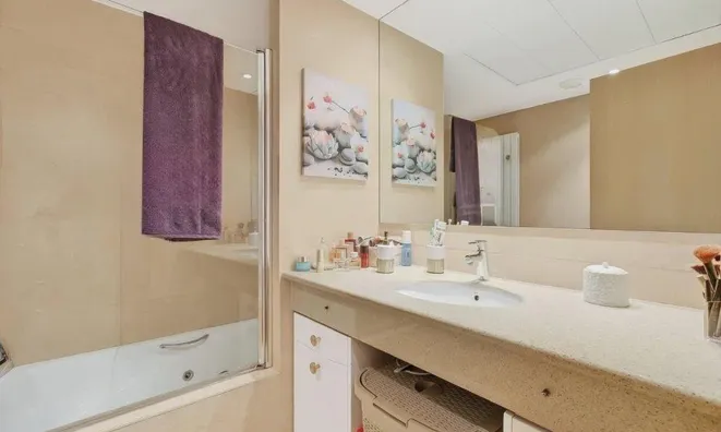 Недвижимость Spacious apartment in the center of Andorra: 13