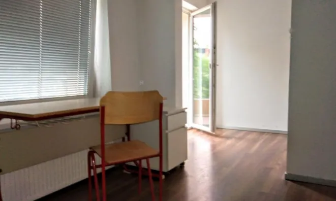 Недвижимость Четырехкомнатная квартира Вич: 4