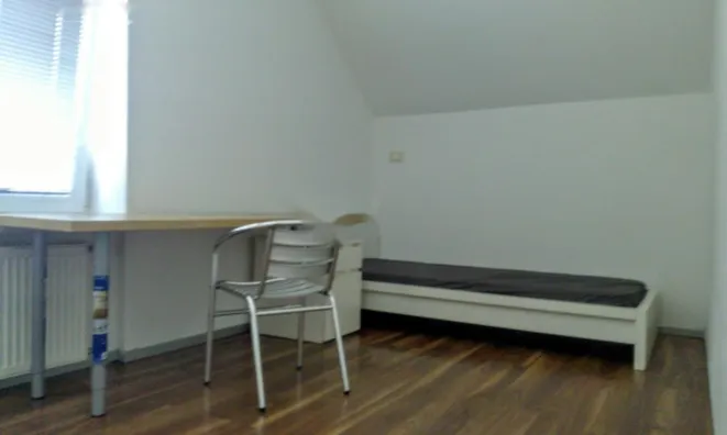 Недвижимость Четырехкомнатная квартира Вич: 8