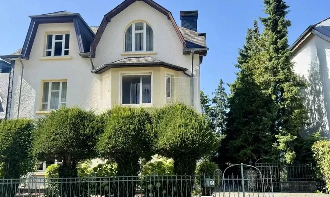 Недвижимость Semi-detached house 5 bedrooms for sale in Wiltz: 1