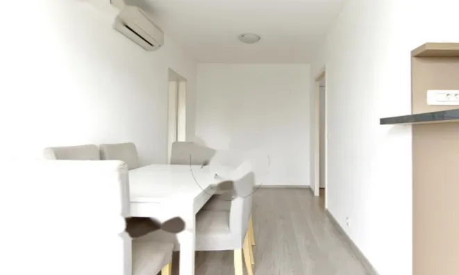 Недвижимость Двухкомнатная квартира Бежиград: 1