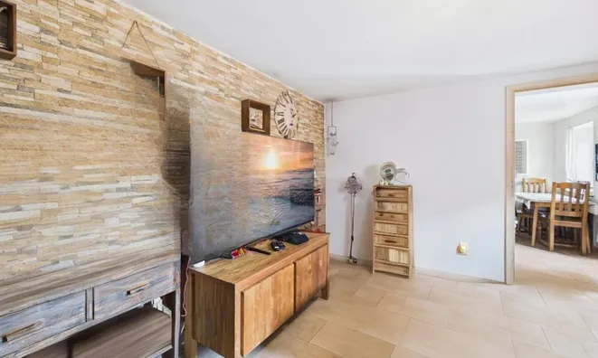 Недвижимость House 2 bedrooms for sale in Preizerdaul: 3