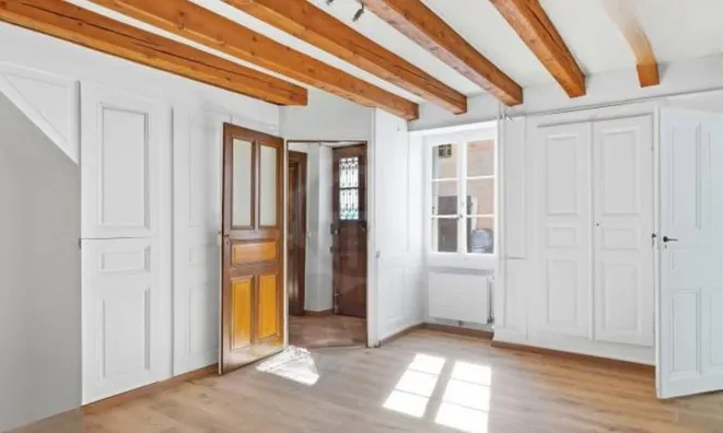 Недвижимость Row house 6 rooms: 4