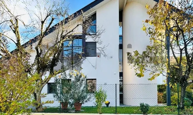 Недвижимость Single house 6 rooms: 1