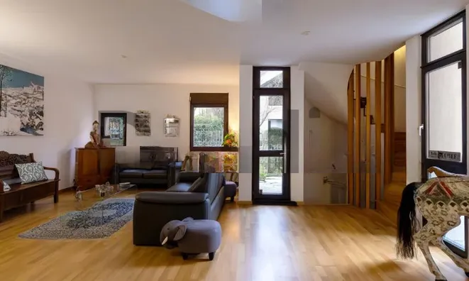 Недвижимость Single house 6 rooms: 4