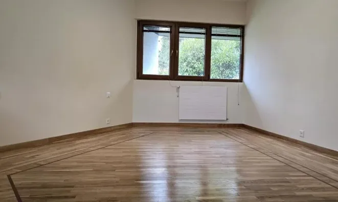 Недвижимость Villa 9 rooms: 8