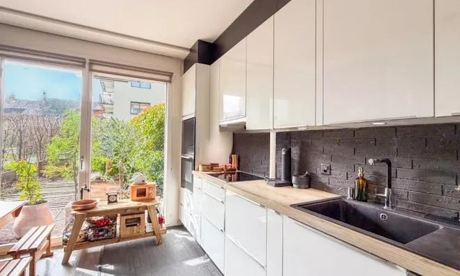 Недвижимость Apartment 4 rooms: 2