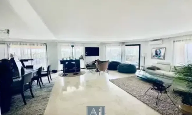 Недвижимость Property Cannes: 6