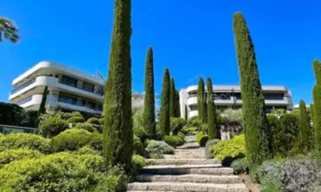 Недвижимость Villa Croix des Gardes: 12