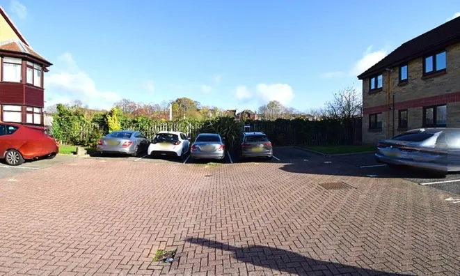 Недвижимость Cypress Lodge, Brent View Road, Colindale: 4